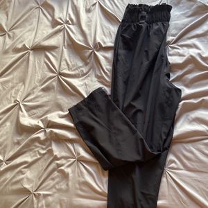 Nice pants used for fancy occasion from the mall